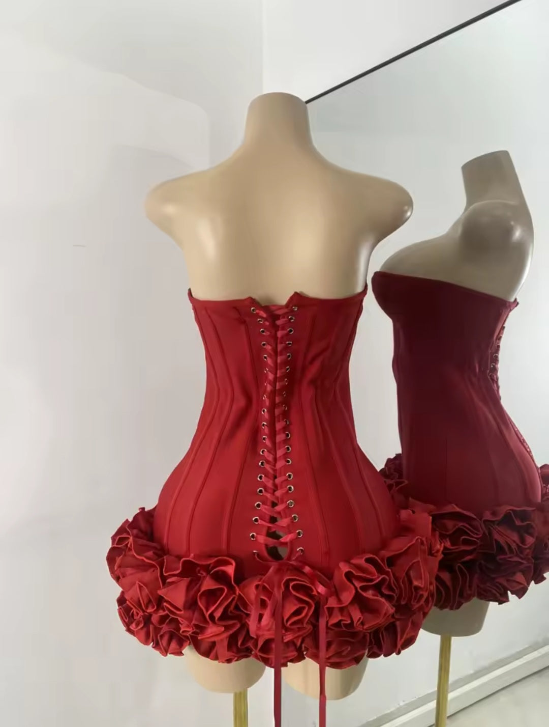 Rose Gallery Dress - RED