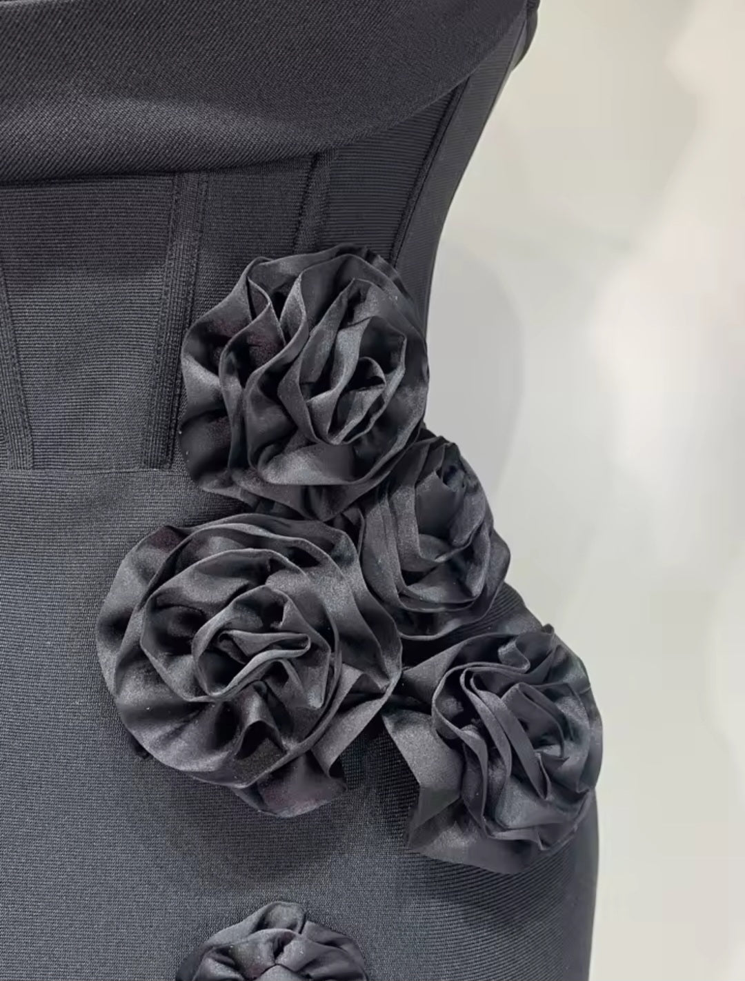 Say It In Roses Dress - BLACK