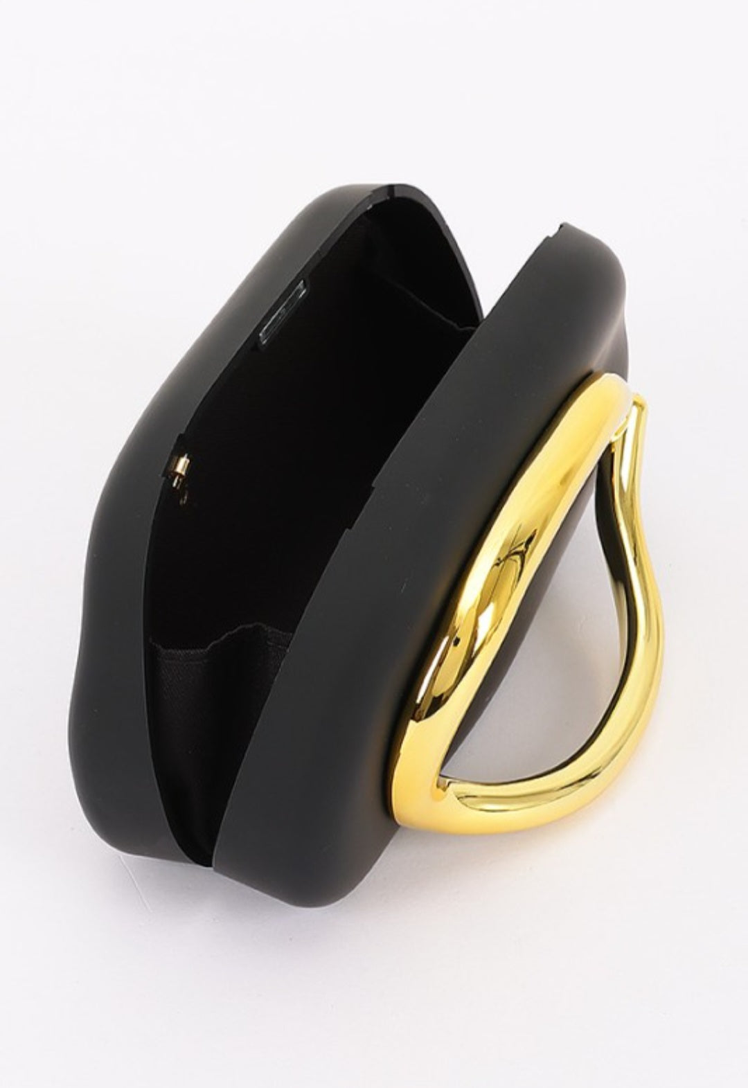 Classic Touch Clutch